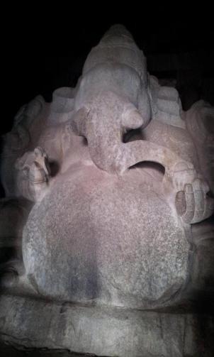 Hampi, Stone Chariot at the Vijaya Vittala temple, Hampi, Ruins, Vijayanagara, Tenali Rama, Visit to Hampi, Travel guide to Hampi, Hampi India, Indian ruins, Indian temples, Karnataka, Hampi, Krishnadevaraya