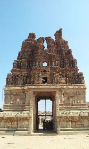 Hampi, Stone Chariot at the Vijaya Vittala temple, Hampi, Ruins, Vijayanagara, Tenali Rama, Visit to Hampi, Travel guide to Hampi, Hampi India, Indian ruins, Indian temples, Karnataka, Hampi, Krishnadevaraya