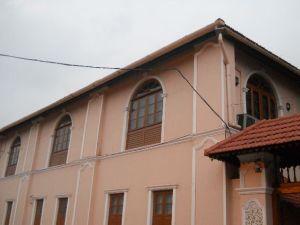 On the streets of Fort Kochi