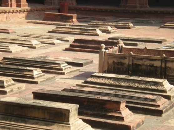 The Graves of Salim Chisti's Descendants