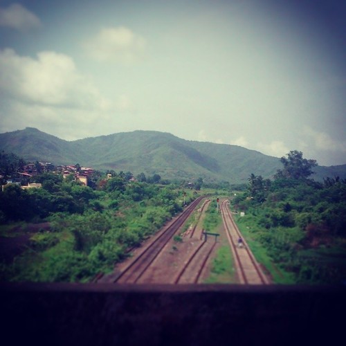 Railway tracks enroute Kolad